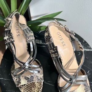 Guess wedge sandals